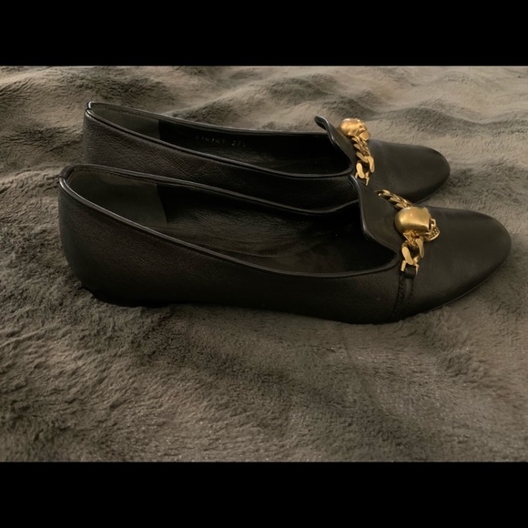 *Host Pick* Alexander McQueen Chain Skull Shoes - size 37.5. - Picture 3 of 11